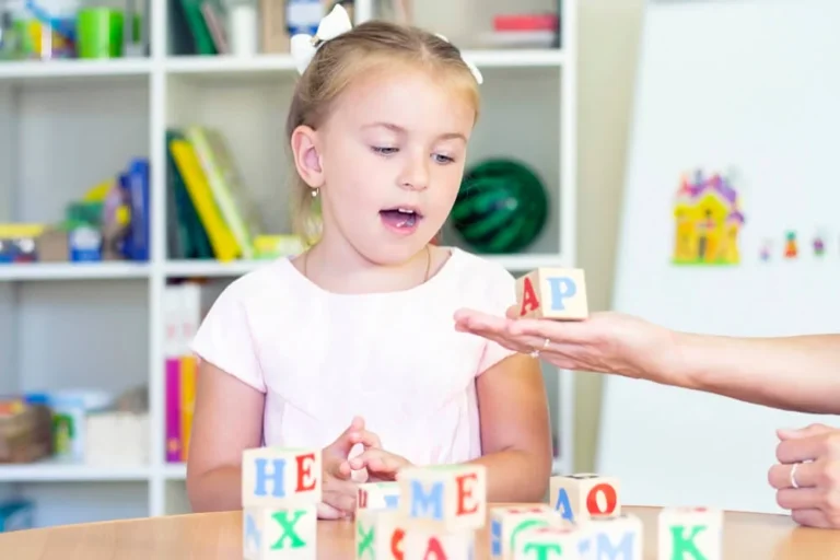 How to Help a 3 Year Old Child with Speech Delays