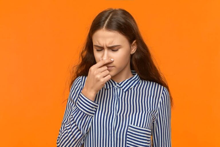 Why-Is-My-Nose-Scabbing-on-the-Inside-Causes-and-Solutions